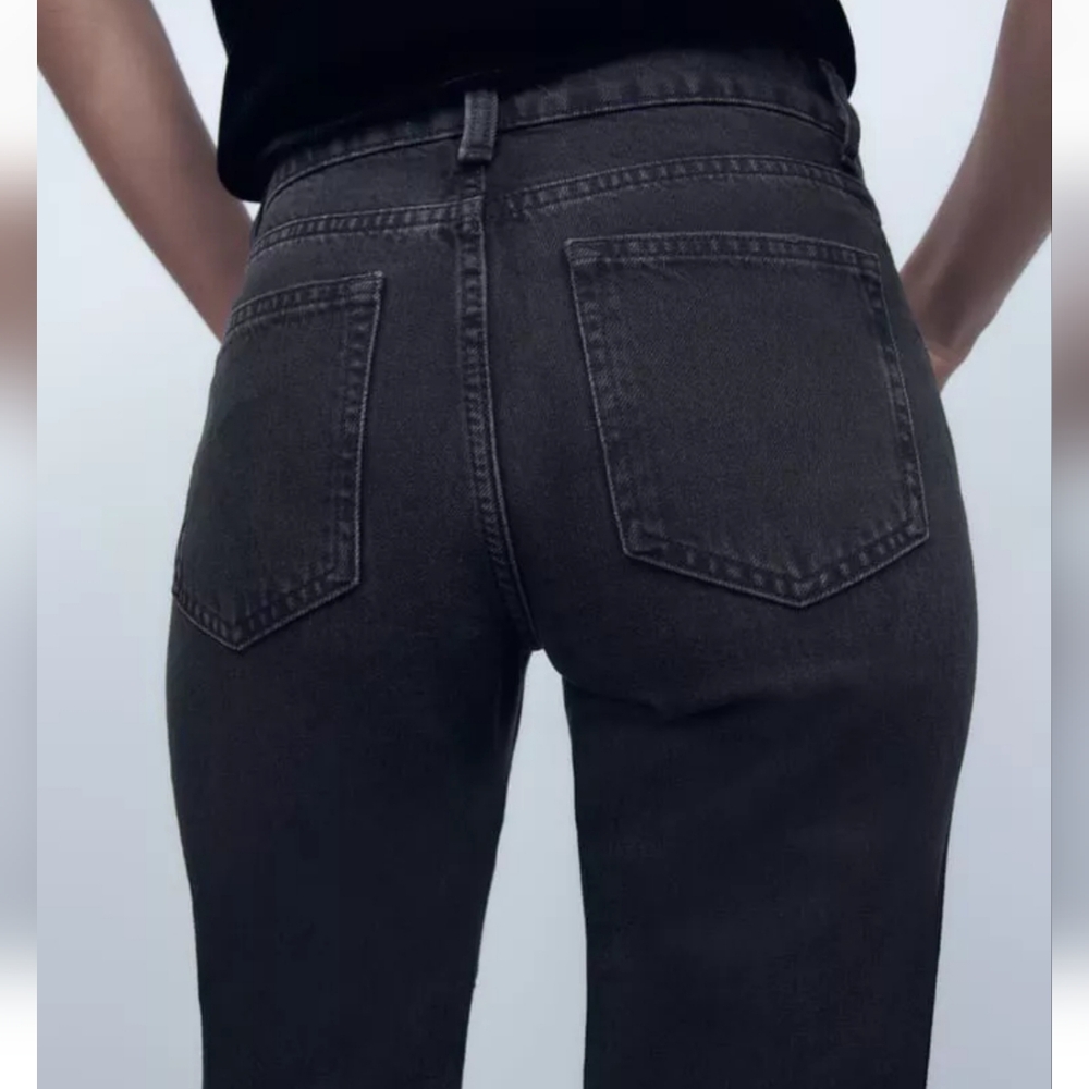 The Slim With Rhinestone Jeans Size 6 - Picture 3 of 11
